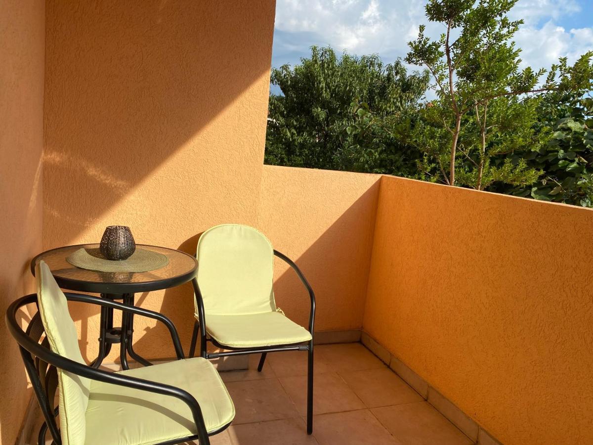 Apartments Villa Viktoria Tivat Dış mekan fotoğraf