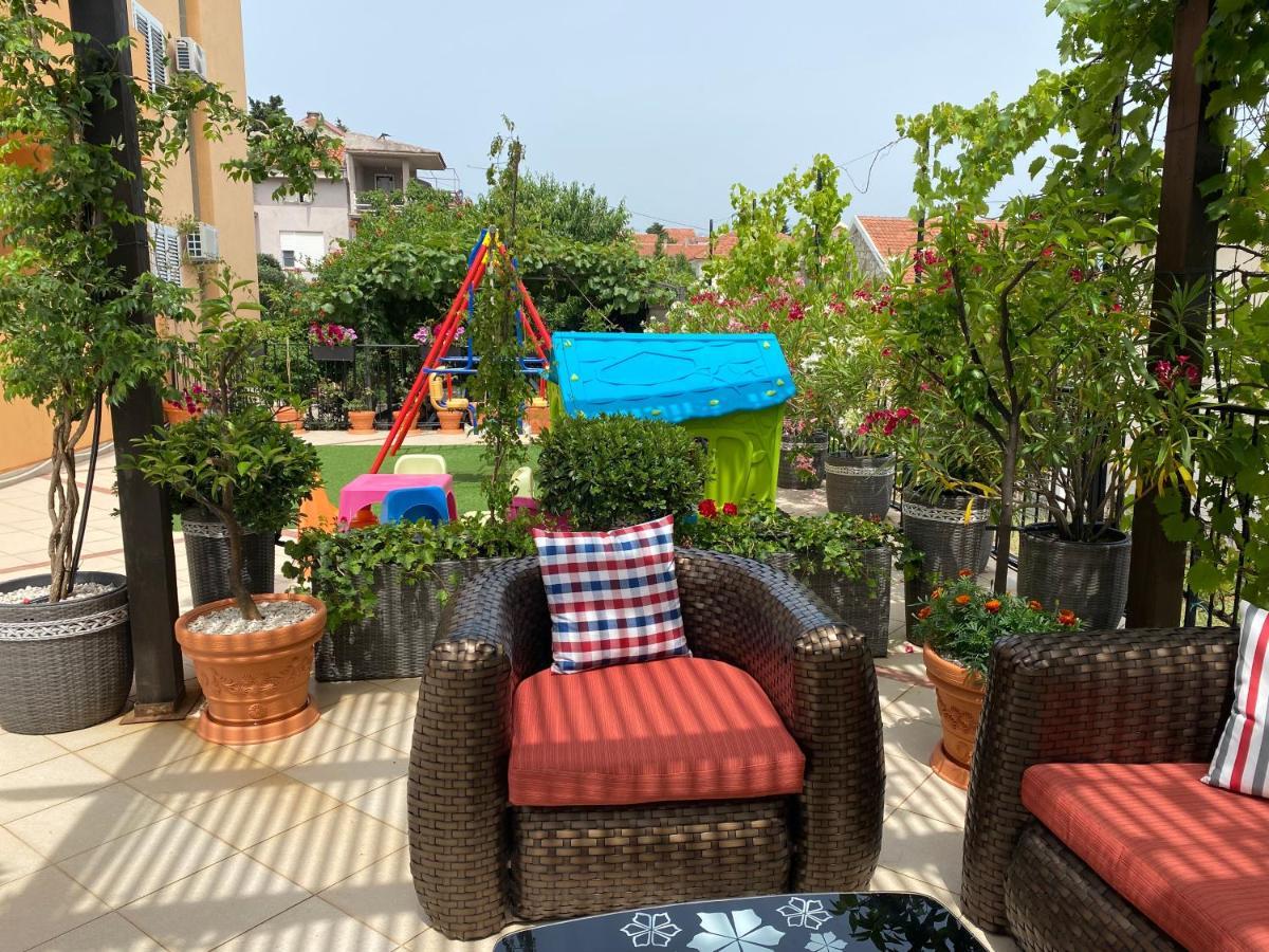 Apartments Villa Viktoria Tivat Dış mekan fotoğraf