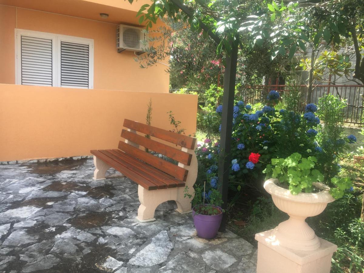 Apartments Villa Viktoria Tivat Dış mekan fotoğraf