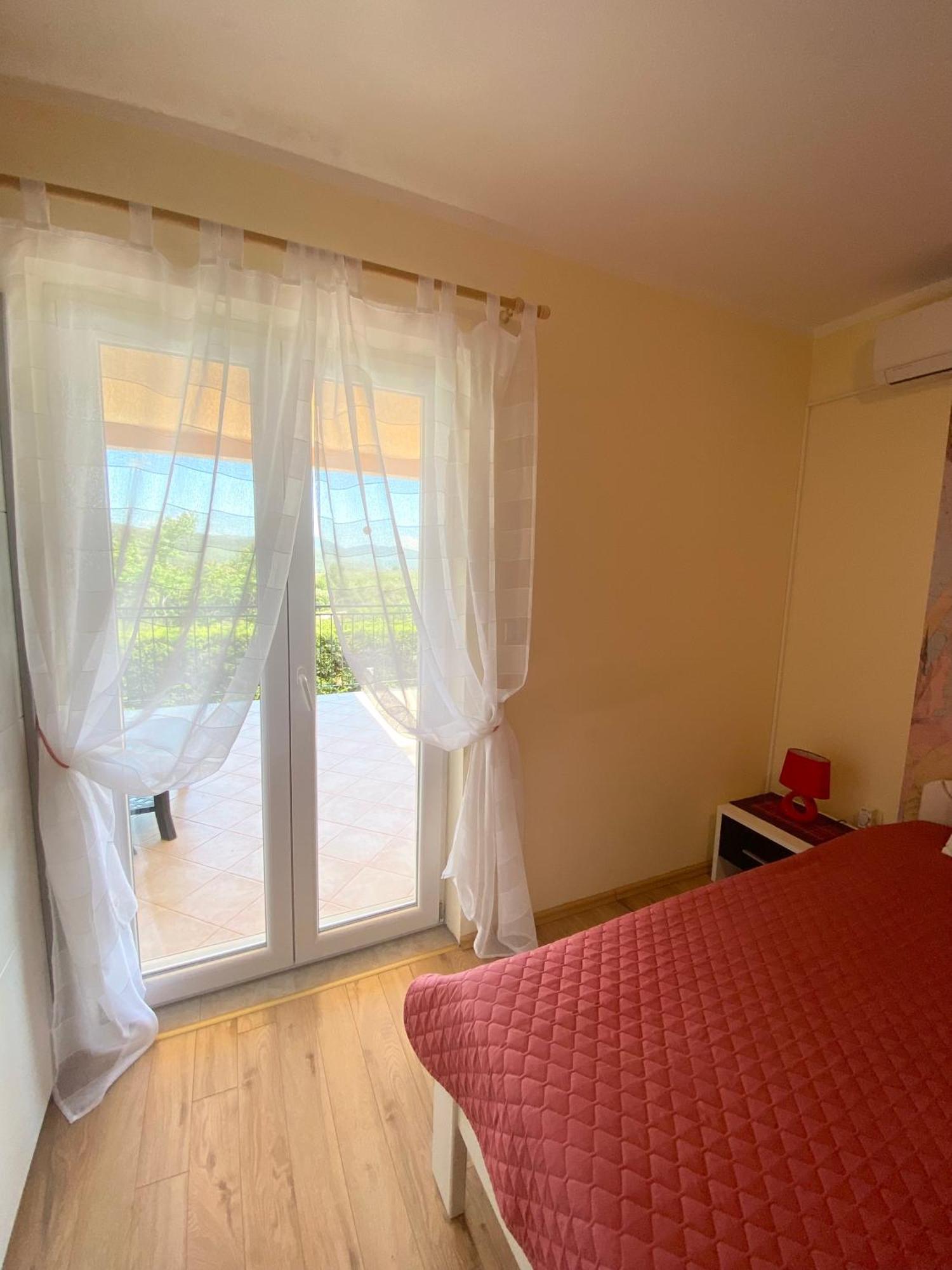 Apartments Villa Viktoria Tivat Dış mekan fotoğraf