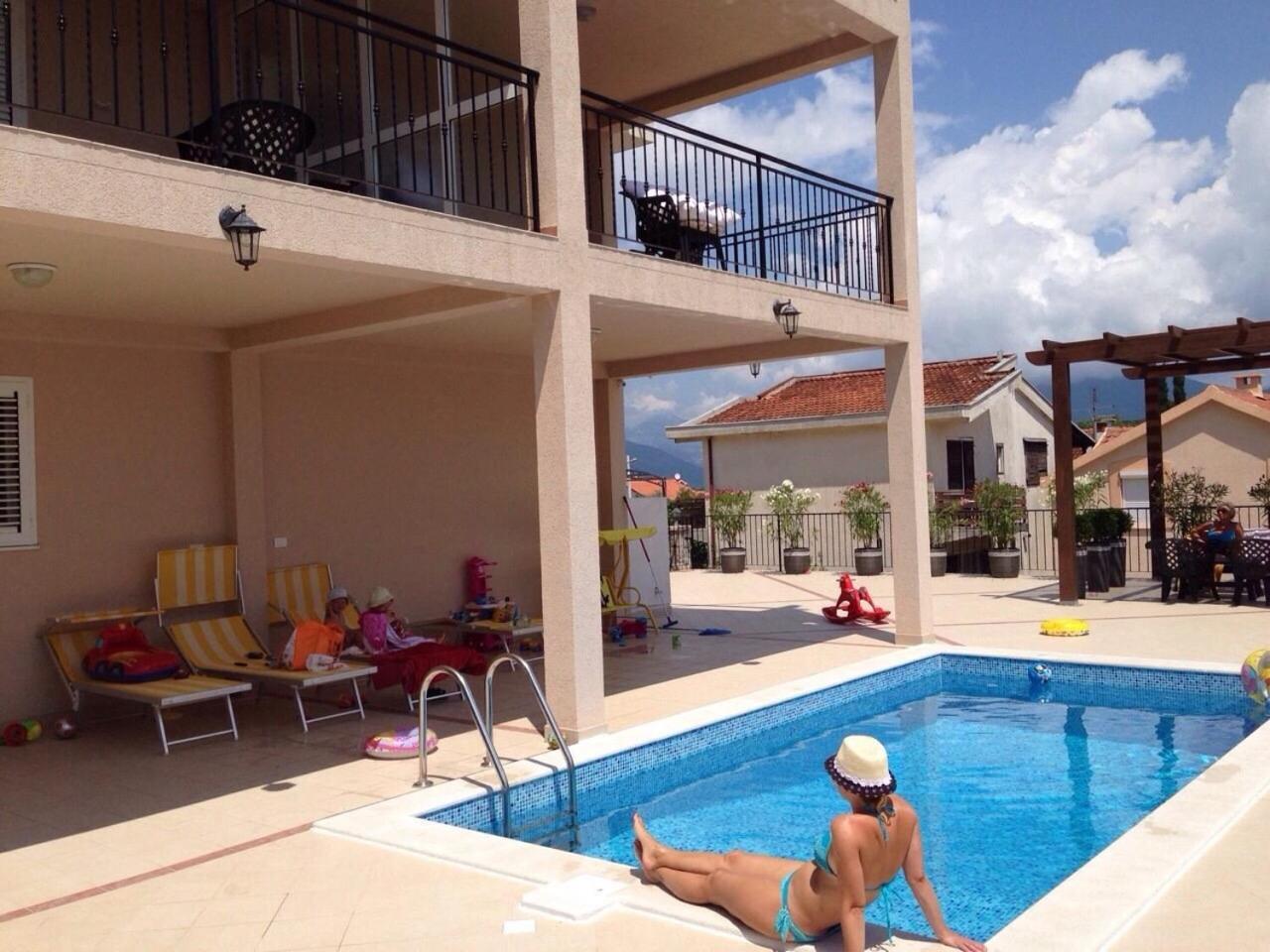 Apartments Villa Viktoria Tivat Dış mekan fotoğraf