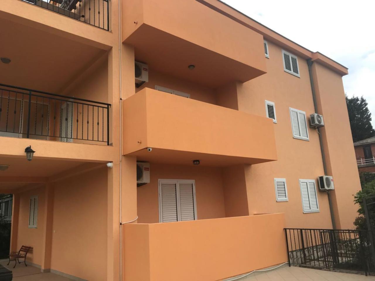 Apartments Villa Viktoria Tivat Dış mekan fotoğraf
