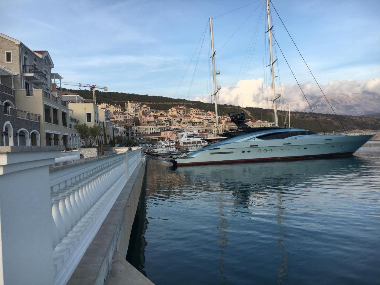 Apartments Villa Viktoria Tivat Dış mekan fotoğraf
