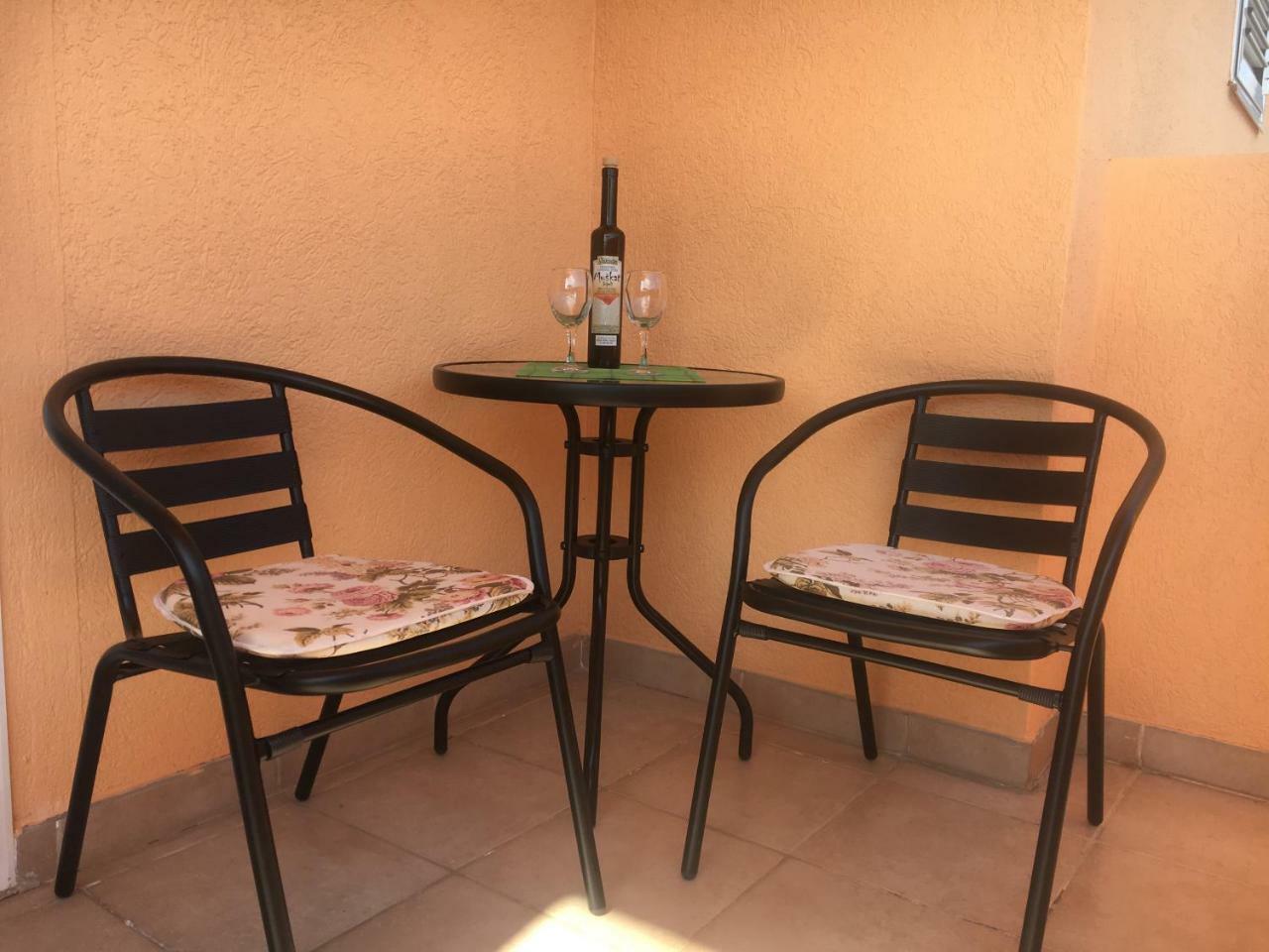 Apartments Villa Viktoria Tivat Dış mekan fotoğraf