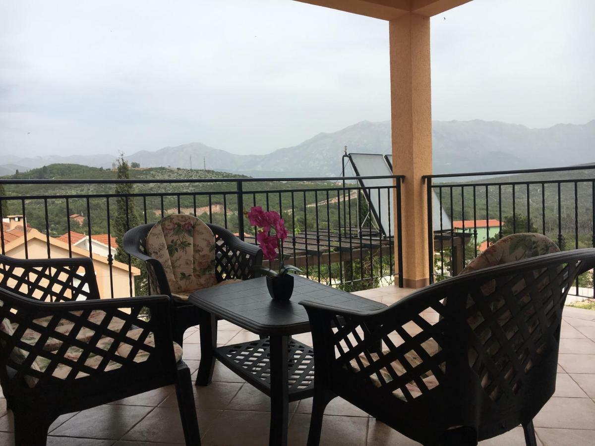 Apartments Villa Viktoria Tivat Dış mekan fotoğraf